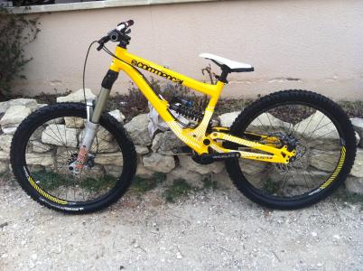 Commencal supreme hot sale 8 2011