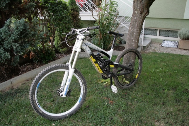 Yt industries tues online 2011