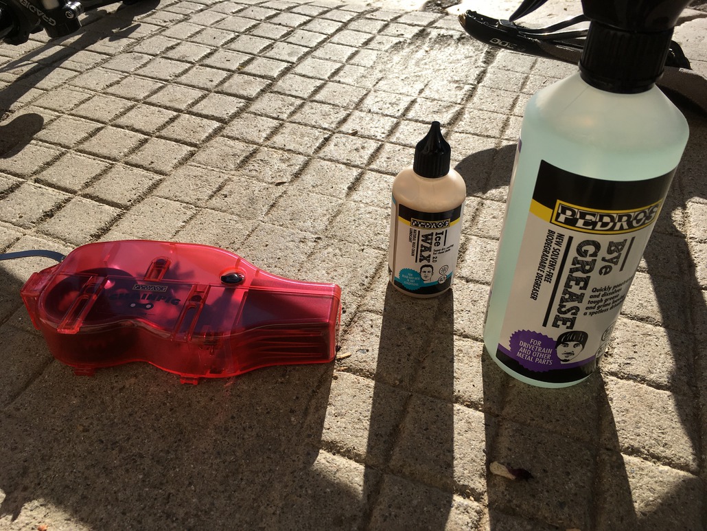 PEDROS Chain Pig - Bye Grease - Ice Wax