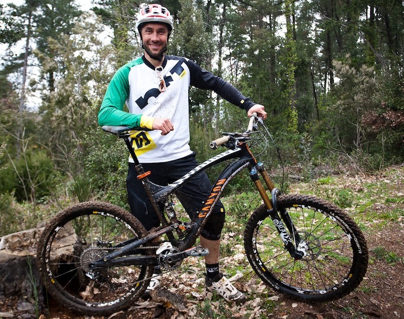 Fabien Barel interview et bike check Canyon Strive