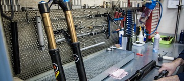 Fox 36 vs Rockshox Pike - Round 3