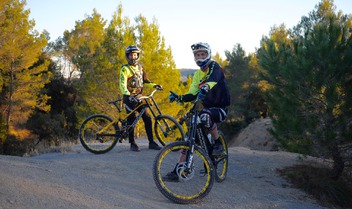 Florent Payet signe chez VVR