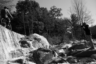 Un Shan, un single de Catalogne et L&eacute;o Nobile