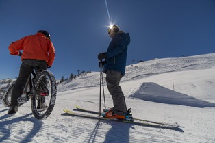 Two wheels to Ski: Max Peythieu vs. PE Faure
