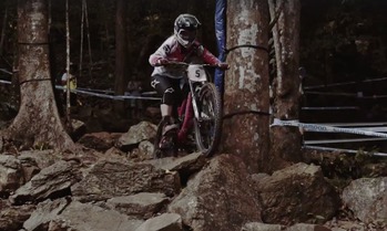 Cairns: Vid&eacute;os des trainings