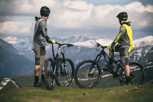 COMMENCAL META AM V4 B&B Limited Editions