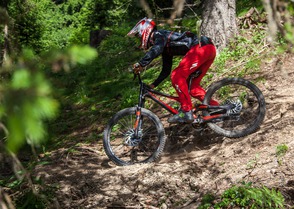 Test: La tenue Specialized Demo