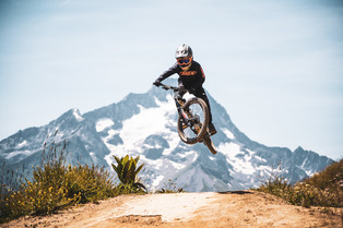 Les 2 Alpes :  &eacute;vasion et grands espaces pour l'&eacute;t&eacute; !