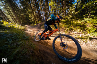 James Anderson sur son Orange Bikes 329 - Morzine